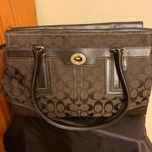 Authentic Coach bucket bag in brown logo/ gold